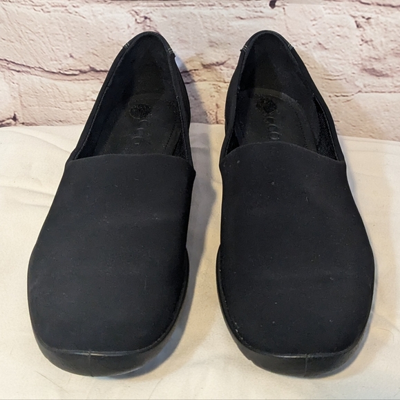 Ecco black slip on shoes - Picture 4 of 7